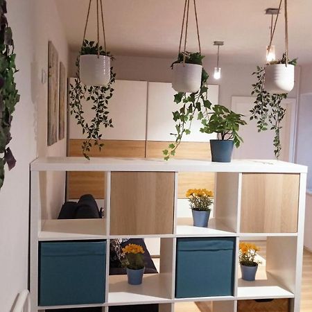 Apartament Granatowy Swietoduska 12 루블린 외부 사진